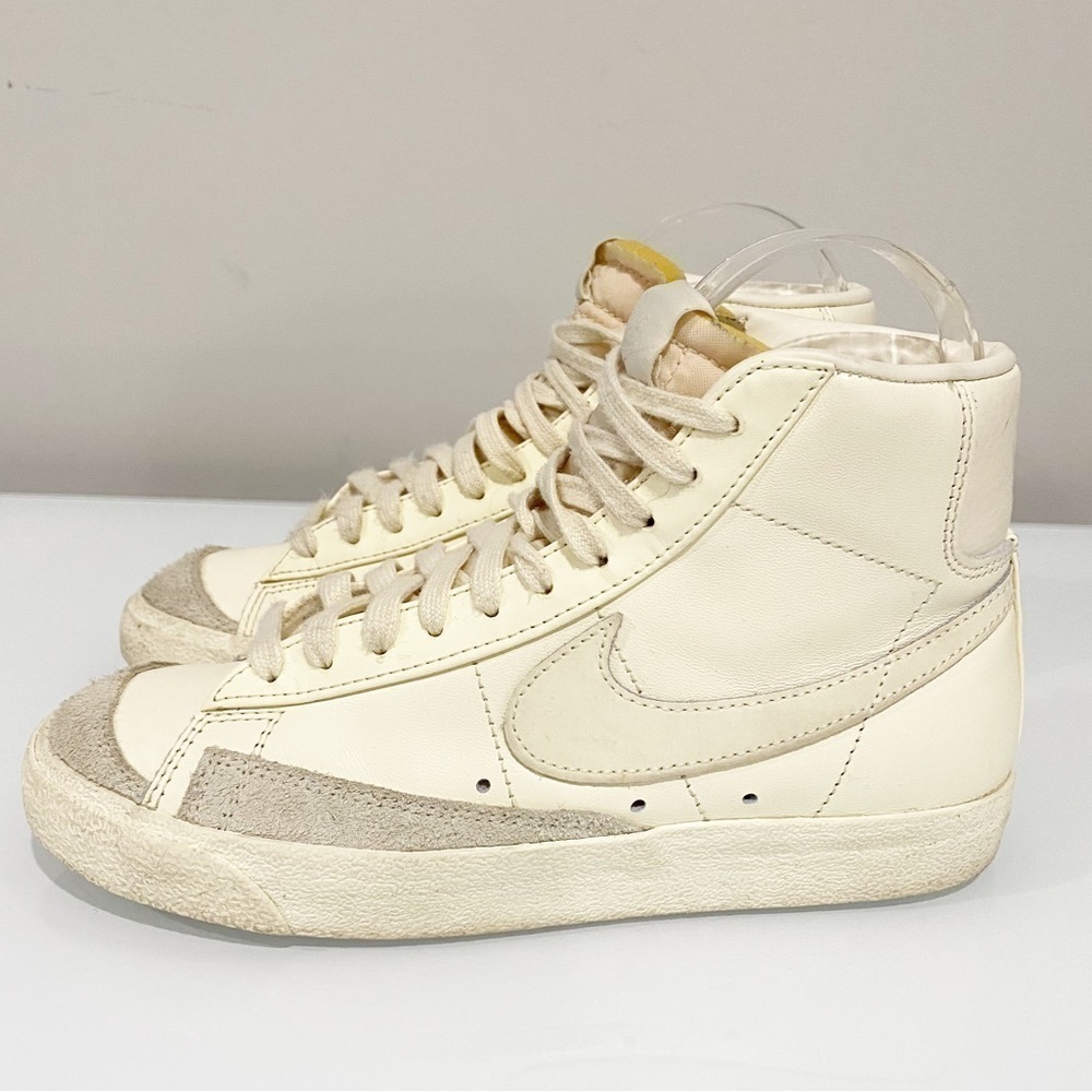 NIKE Women’s Blazer Mid 77 Vintage Coconut Milk Size 7 CZ1055-116